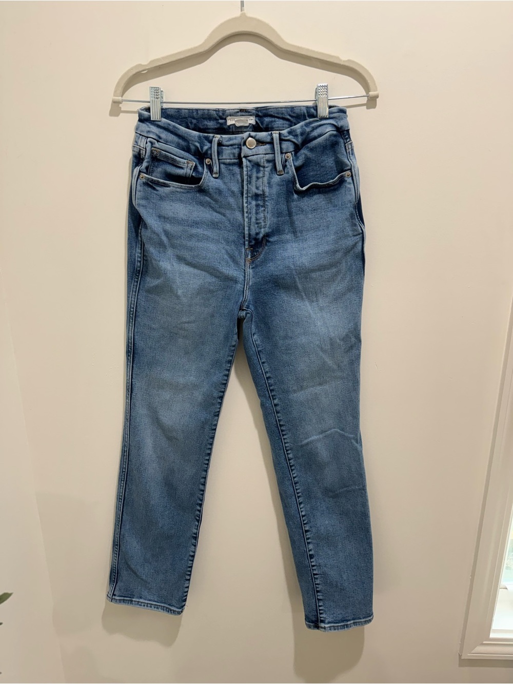Good American Good Classic Straight Jeans Light Wash Size 6/28 - Picture 2 of 7